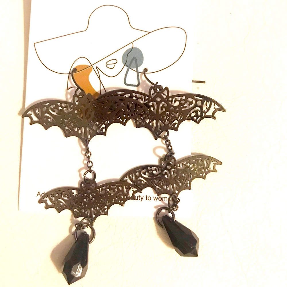 Pierced Earring’s